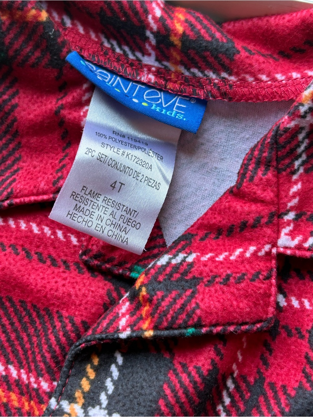 Lot of 5: Thanksgiving and Christmas pajamas (4T) - Picture 2 of 6